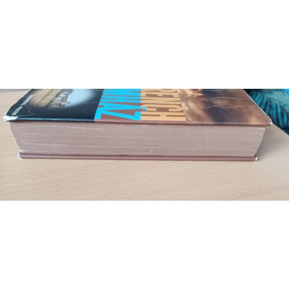 Tana French: Szellemház Tana French: Szellemház