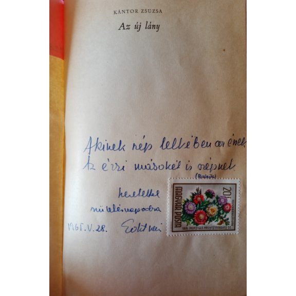 Kántor Zsuzsa: Az új lány