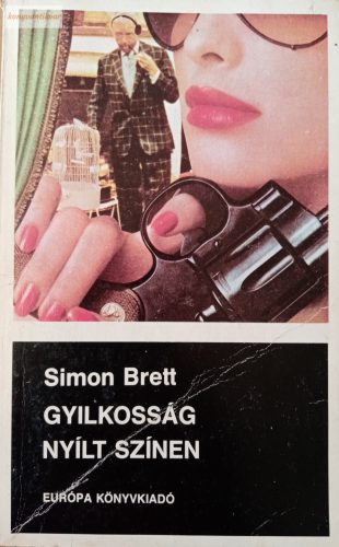 Simon Brett: Gyilkosság nyílt színen